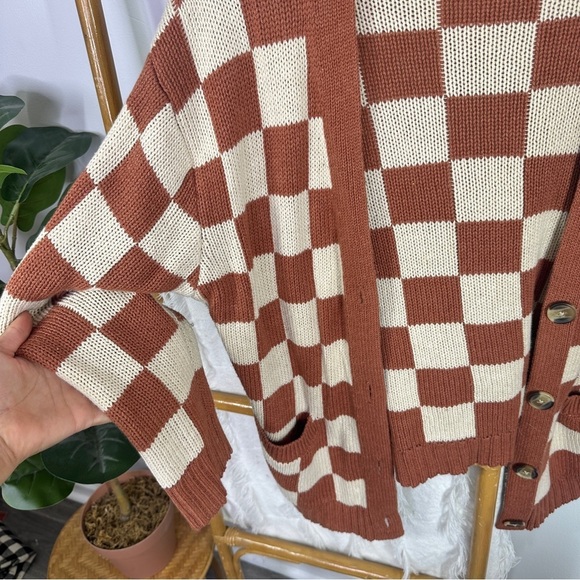American Eagle Check Maroon Cream Chunky Sweater sz S - Picture 3 of 5